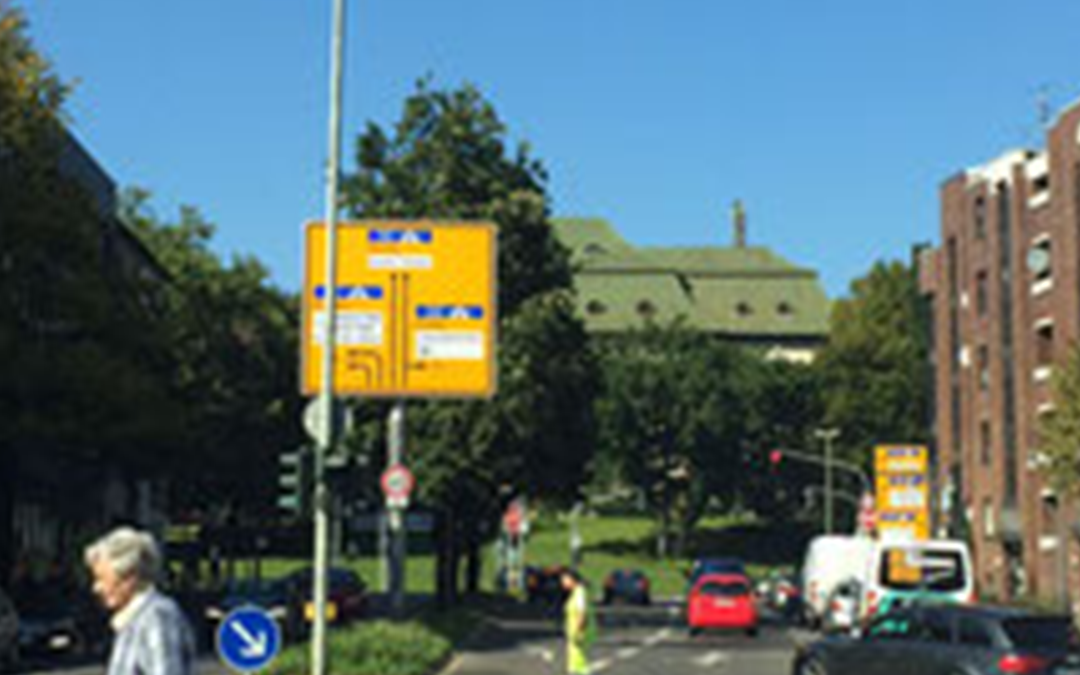 FDP möchte freie Sicht auf die Kaiser-Friedrich-Halle